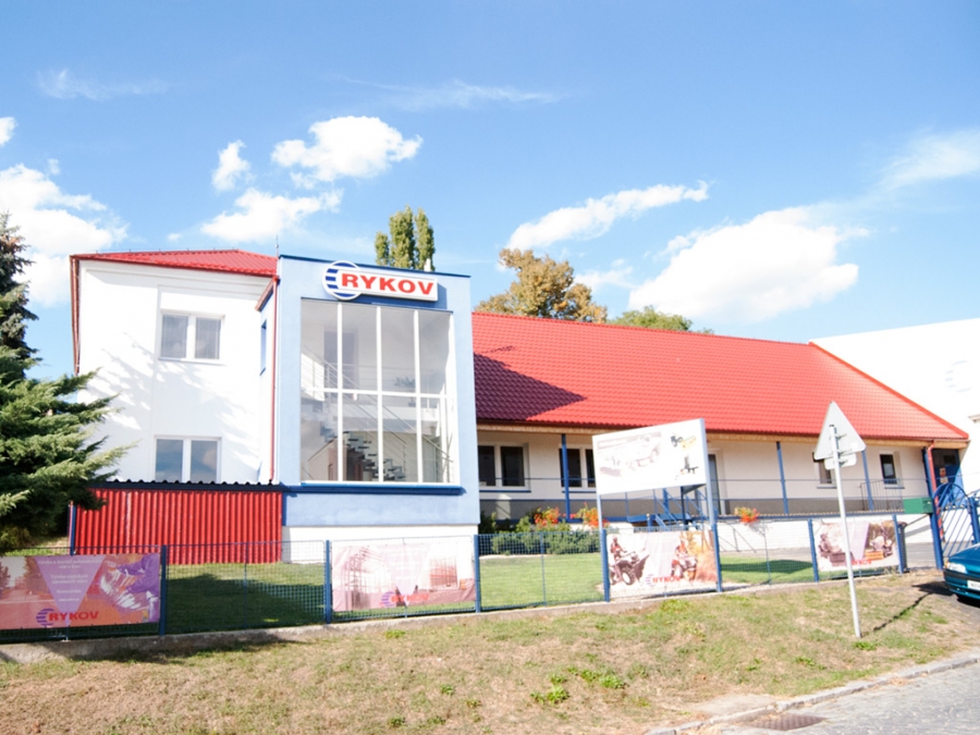 Administrativní budova společnosti RYKOV Libčany.