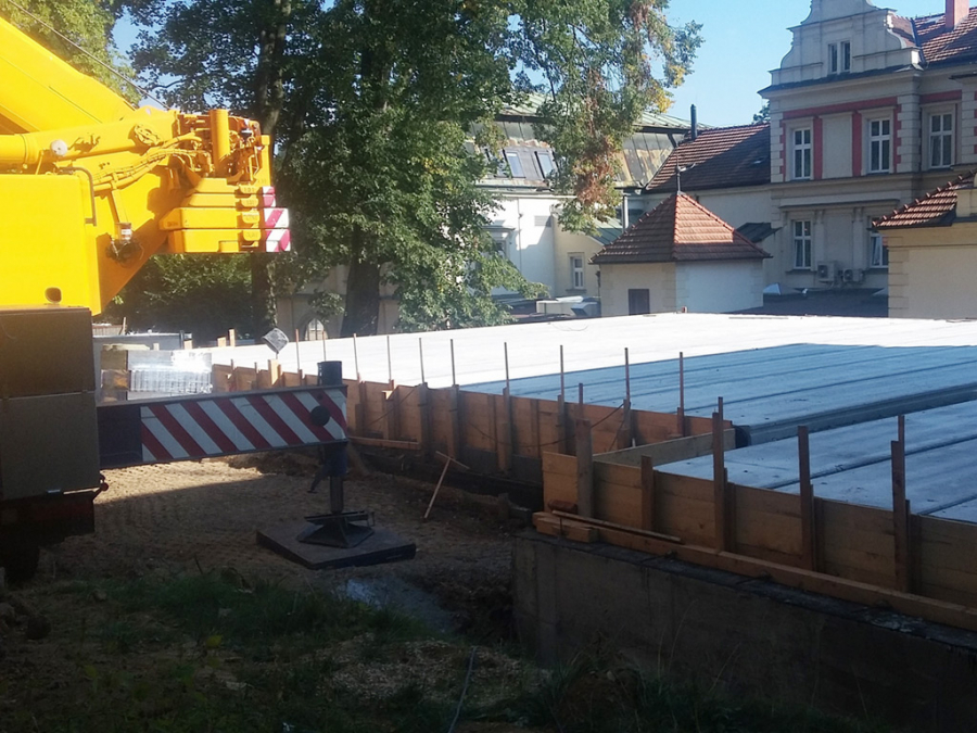 Výstavba rehabilitačního bazénu v Rehabilitačním ústavu v Brandýse nad Orlicí včetně zázemí.